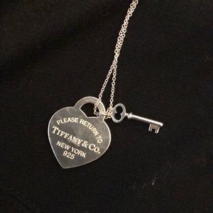 Return to Tiffany Heart Tag with Key Pendant